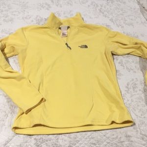 Women’s small northface pullover